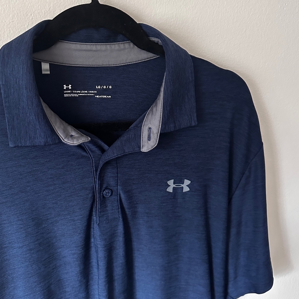 Under Armor Men’s XL Polo Collared Navy Golf Shirt